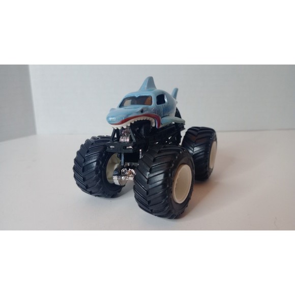 Hot Wheels Monster Jam World Finals Megaodon 1:64 - Collectible Diecast Truck - Picture 1 of 6